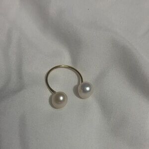 Henri Bendel Gold Ring with Pearls